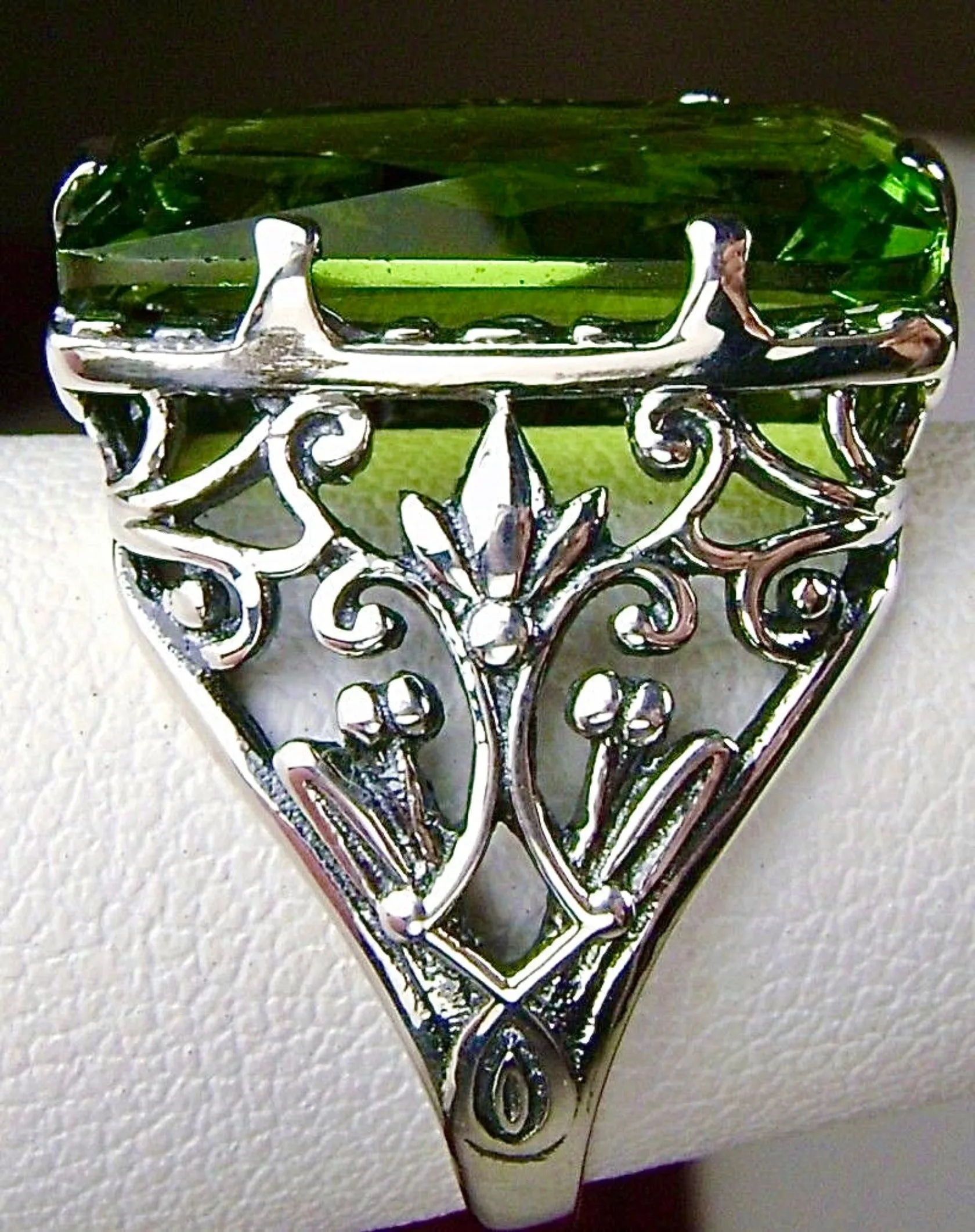 Peridot Ring, Baguette Gem, Floral Leaf Filigree, Victorian Jewelry, D32