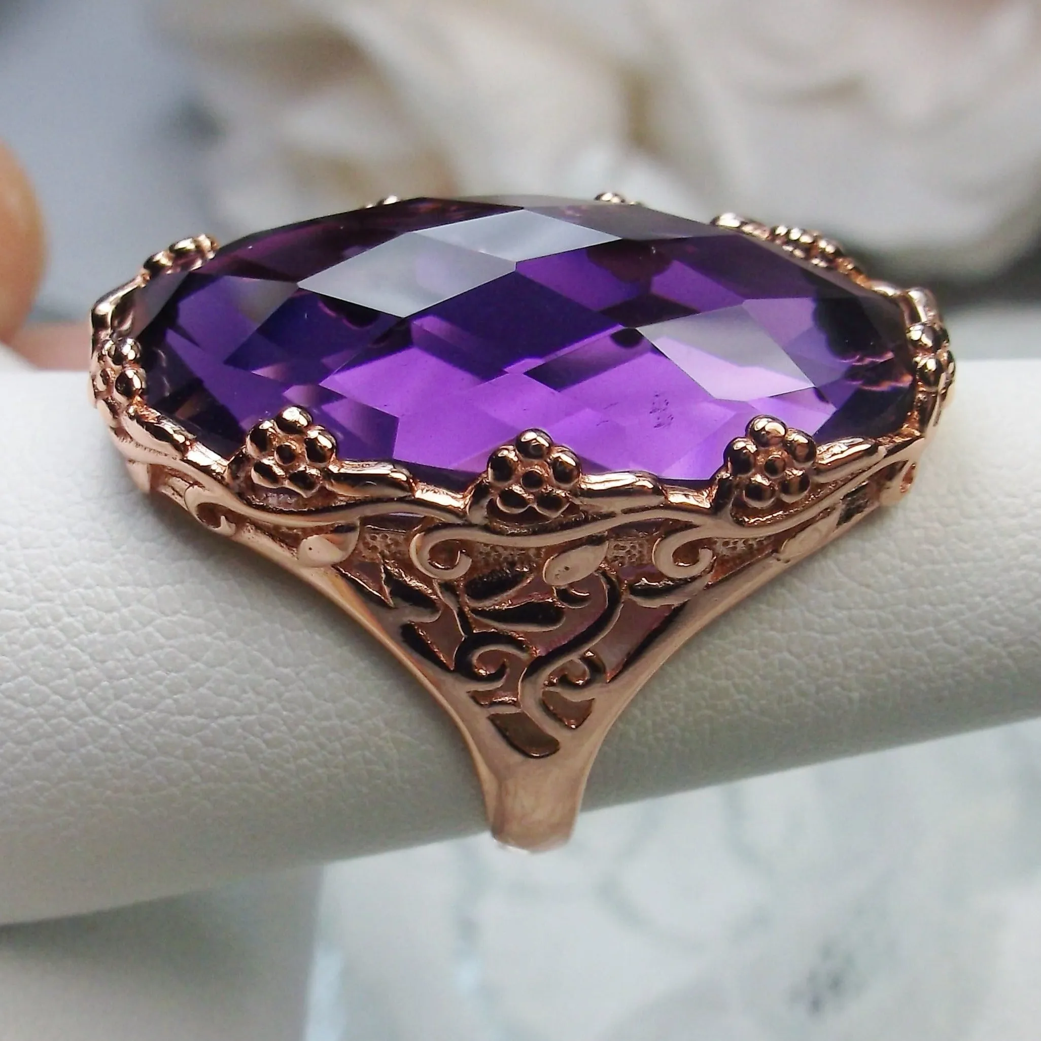 Purple Amethyst Ring, Rose Gold plated Sterling Silver, Large Oval gem, Vintage Jewelry #D97