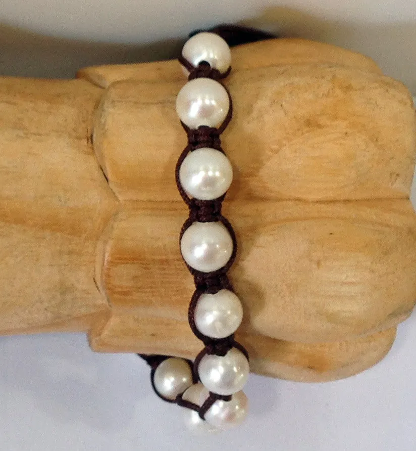 "Macrame Pearl Bliss" Bracelet - Adjustable Silk