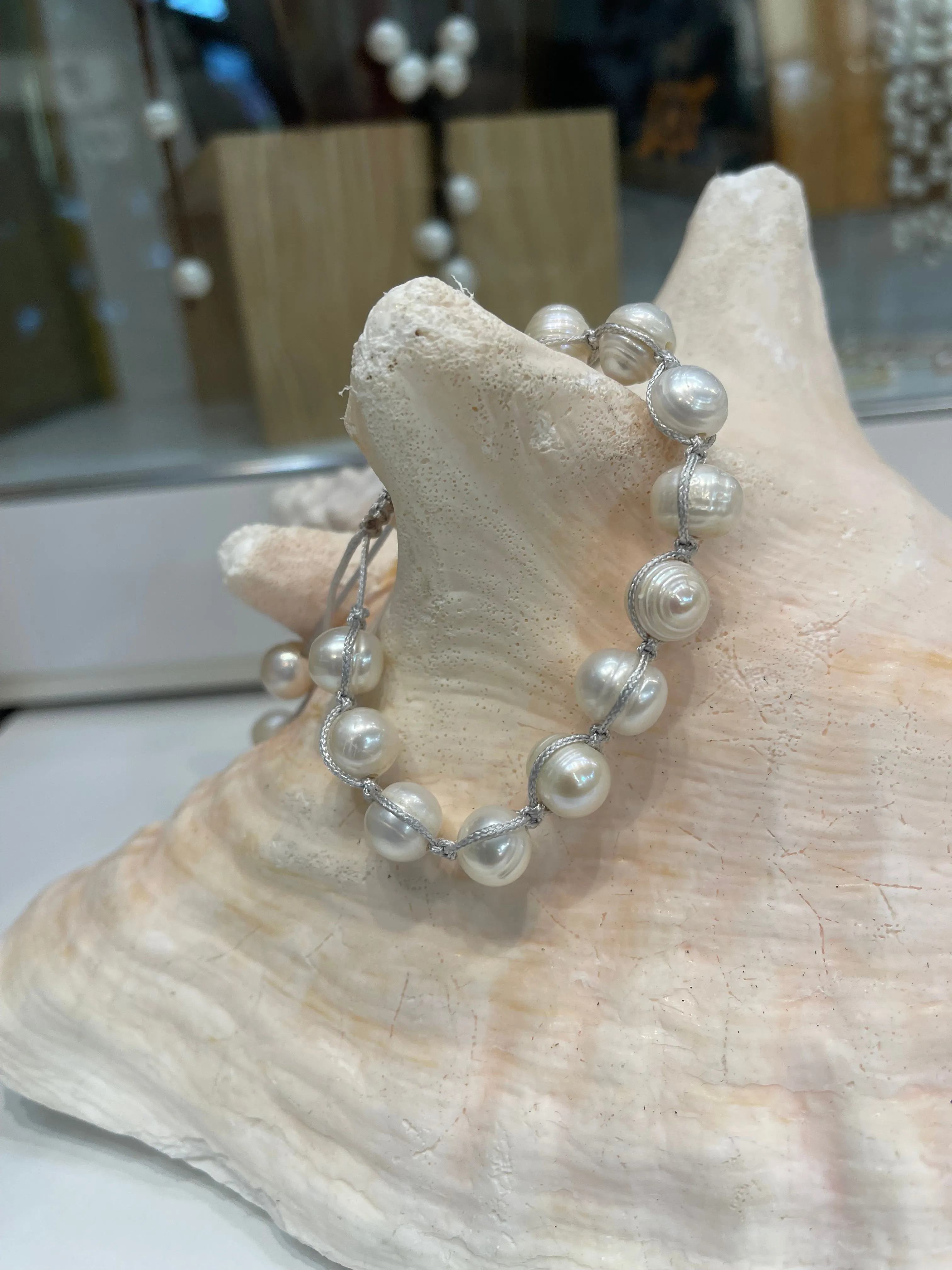 "Macrame Pearl Bliss" Bracelet - Adjustable Silk