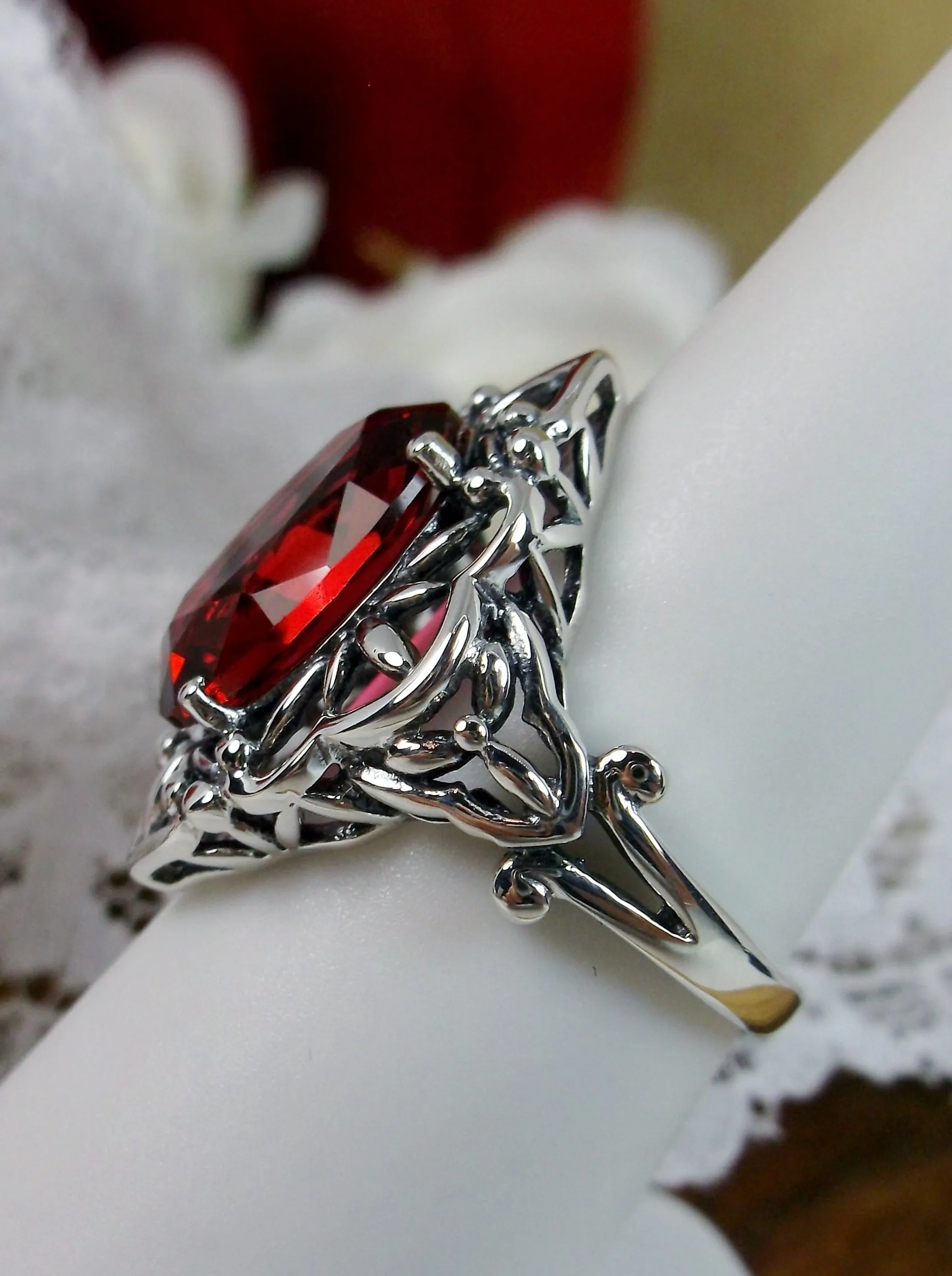 Red Garnet Ring, Natural or Simulated Oval Gem, Gothic Filigree Ring - Vintage Jewelry D98