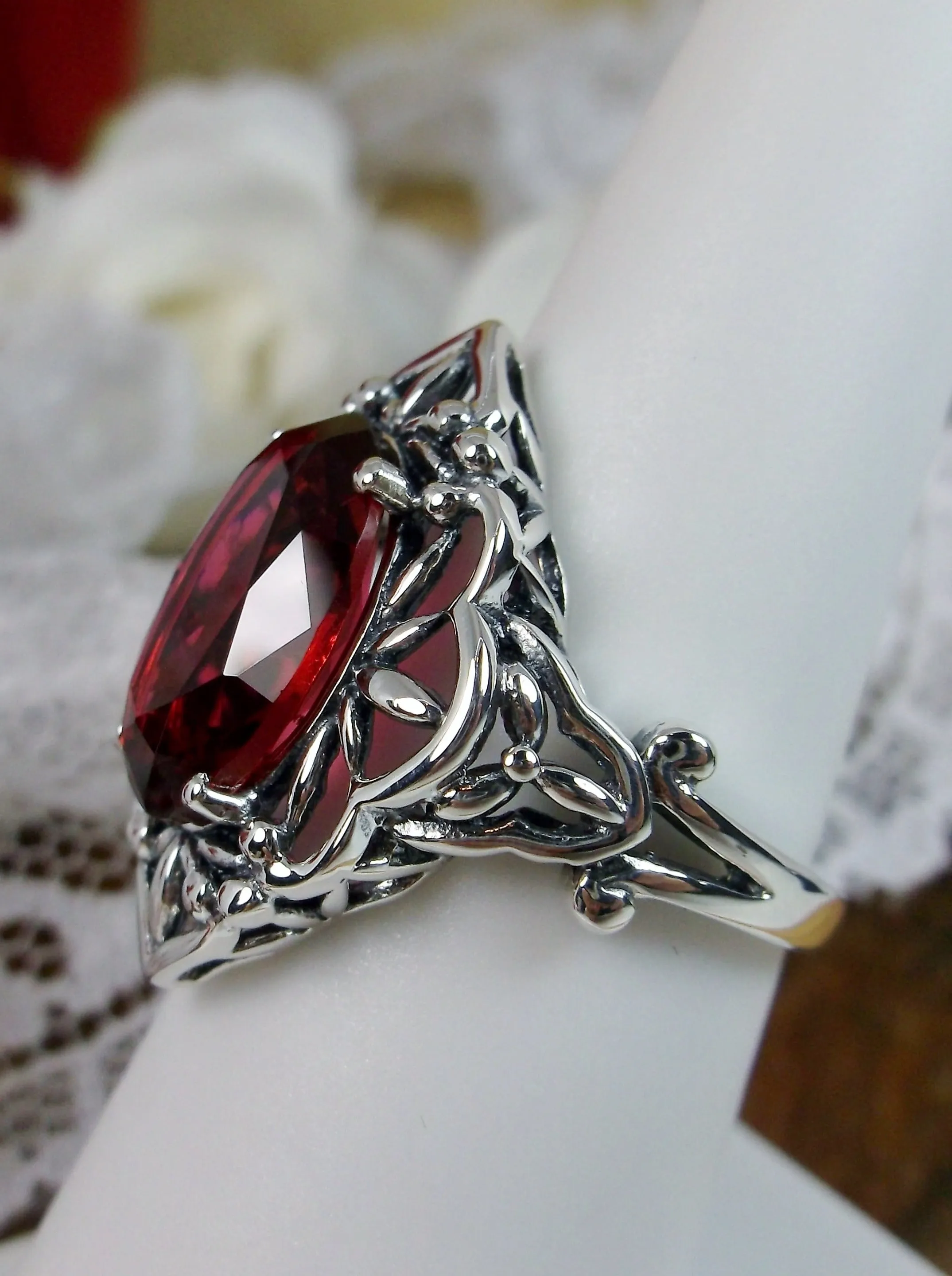 Red Garnet Ring, Natural or Simulated Oval Gem, Gothic Filigree Ring - Vintage Jewelry D98