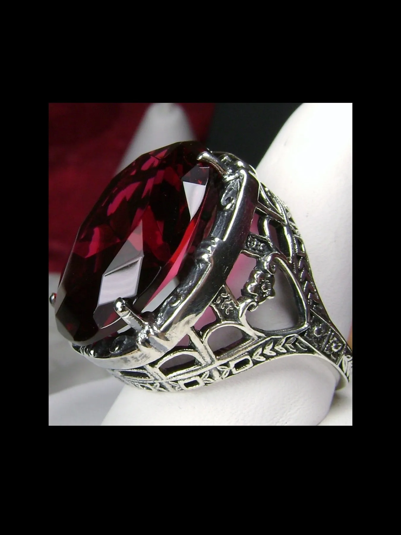 Ruby Ring, 24ct Oval Cut Gem, Victorian Jewelry, D76