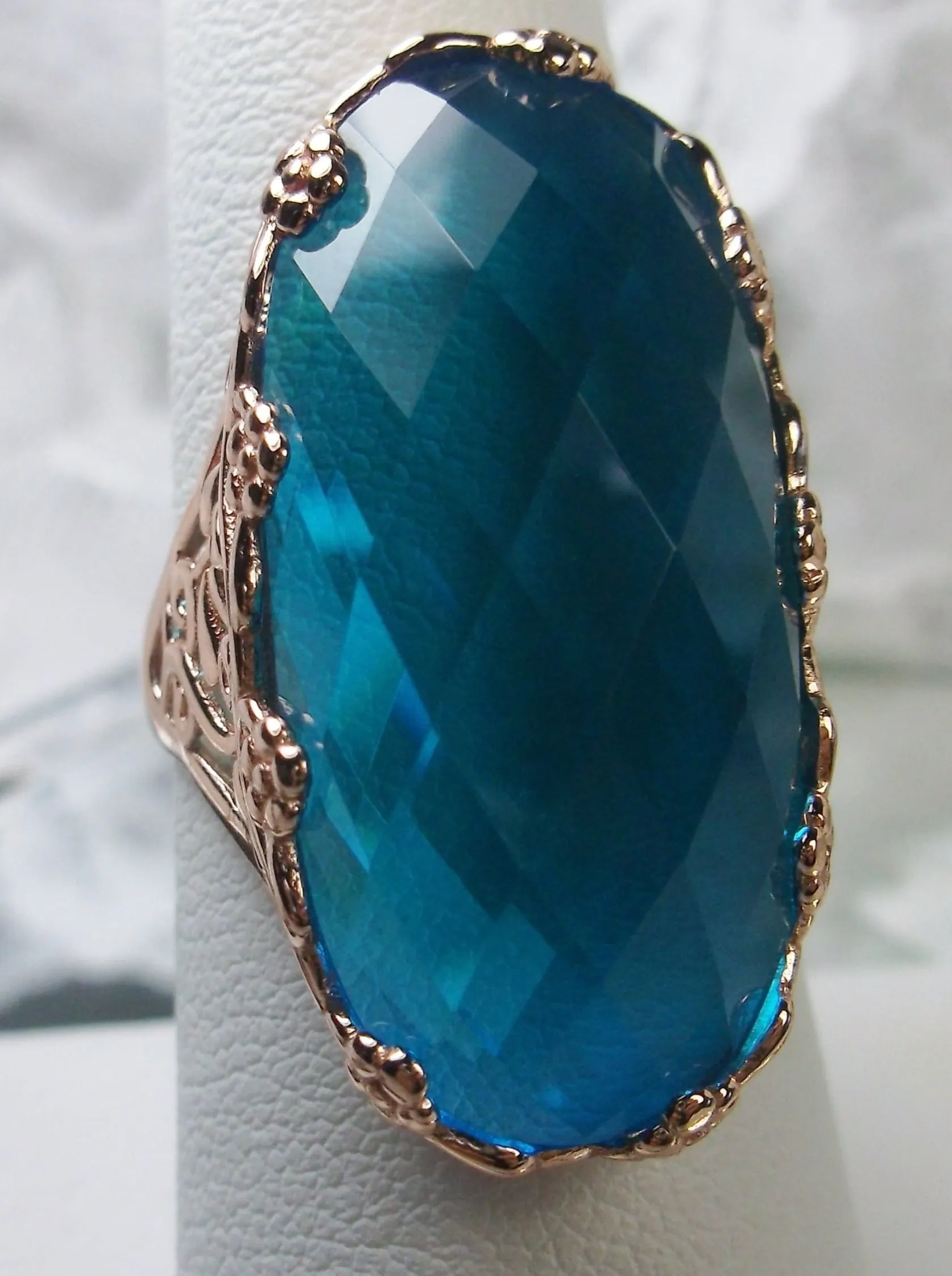 Swiss Blue Topaz Ring, Rose Gold plated Sterling Silver, Large Oval gem, Vintage Jewelry #D97