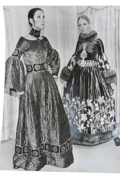 Velvet Leaf Embroidered Top & Skirt Set