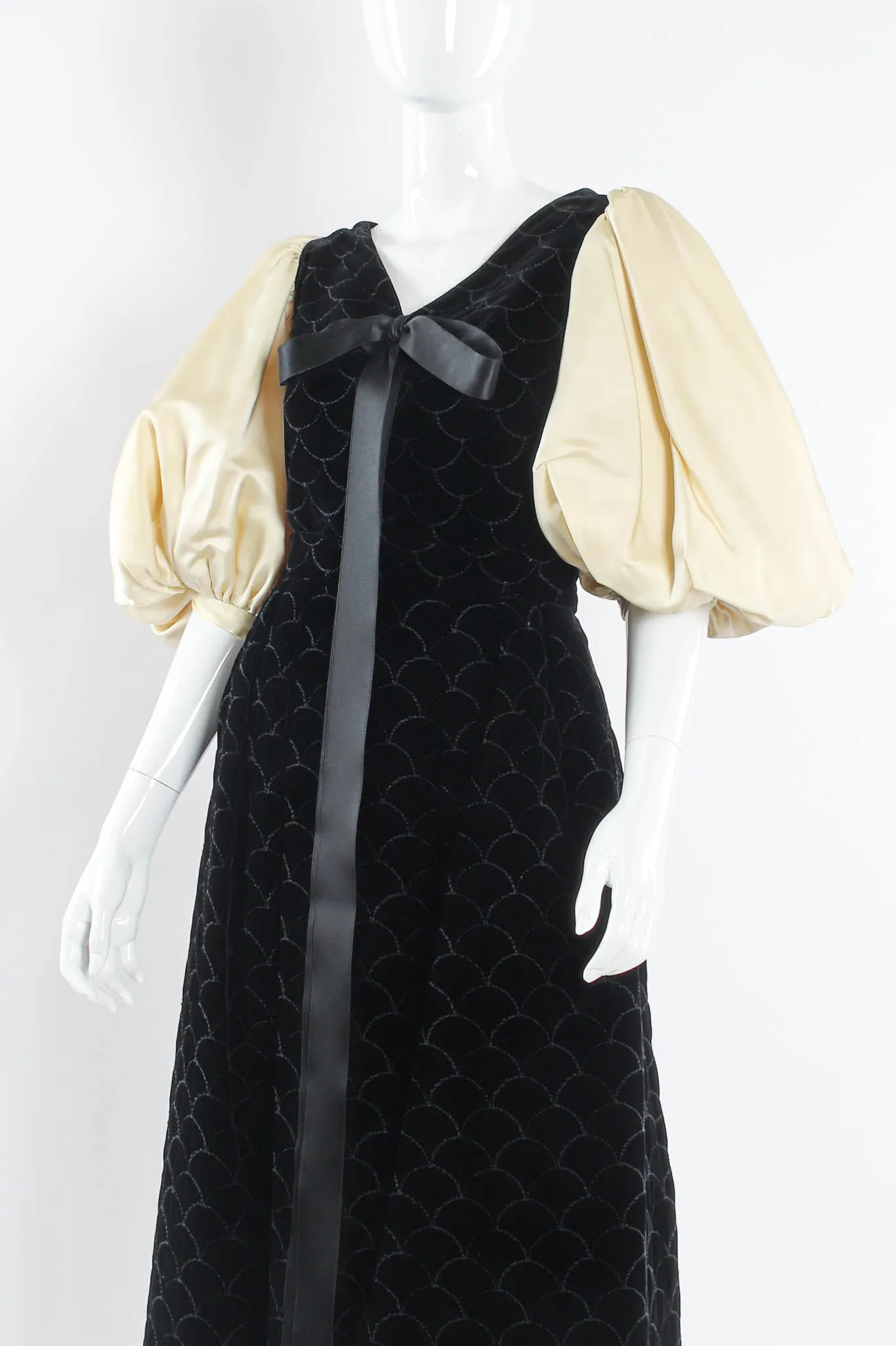 Velvet Scale Pattern Top & Skirt Set